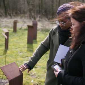 Vanavond Op Tv Dolores Leeuwin Reist Naar Bijzondere Plekken In Sporen