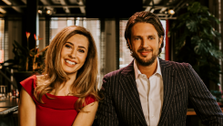 Vanavond op tv: Renze Klamer en Fidan Ekiz starten met opvolger DWDD