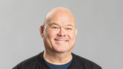 Paul de Leeuw maakt nieuw tv-programma voor BNNVARA