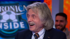 VI Klassiekers: Johan Derksen vertelt schunnig mopje