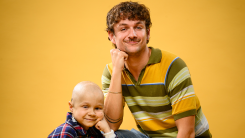 Vanavond op tv: Jurre Geluk bezoekt elfjarige Francesca in Niet Klein Te Krijgen