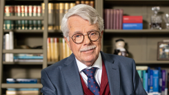 Frank Visser verlengt contract bij SBS6