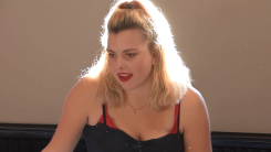 Roma gekwetst door gedrag van Floris in De Bondgenoten