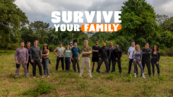 Ronald de Boer en dochters in nieuwe tv-show Survive Your Family