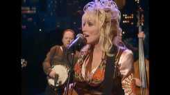 NTR herhaalt documentaire over Dolly Parton