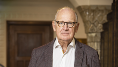 Philip Freriks maakt derde seizoen van Oorlogsalbums