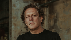 Vanavond op tv: Kees van der Spek opent opnieuw de jacht op oplichters