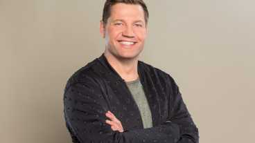 SBS6 met vierde seizoen De wereld rond met 80-jarigen