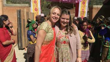 Vanavond op tv: Floortje Dessing ontmoet oude bekenden in Terug Naar Het Einde