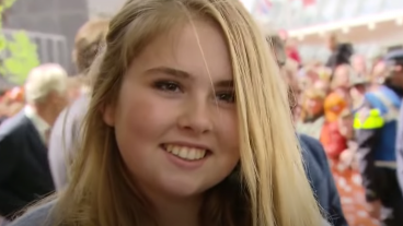 Throwback - Prinses Amalia wil geen showversie zijn: ‘Ze is slim en zelfbewust’