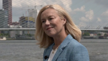 Op1 strikt Sigrid Kaag na kandidaatstelling bij Jinek