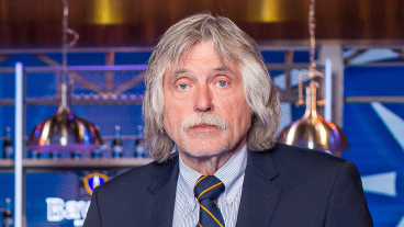 Vanavond op tv: Voetbalanalist Johan Derksen reageert éindelijk na VI-rel