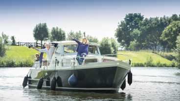 Vanavond op tv: Heel Holland Bakt-duo bekijkt Nederland vanaf het water