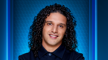 Ali B na vier jaar terug op tv met Op Volle Toeren