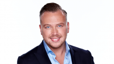 Jamai Loman helpt mensen met een beperking in tv-serie