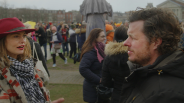 Filemon Wesselink duikt in de wereld van de complotten