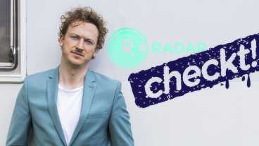 Fons Hendriks lost consumentenproblemen op in Radar Checkt!