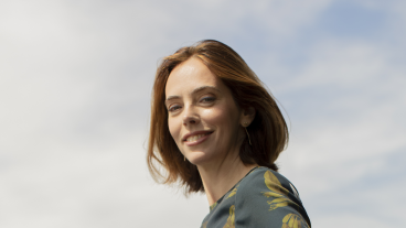Vanavond op tv: Janine Abbring interviewt econoom Sandra Phlippen