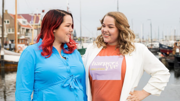 Vanavond op tv: Mathilde haar vliezen breken in realityprogramma Urk!