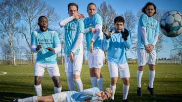 Worstelingen met de moderne tijd in nieuw seizoen All stars & Zonen