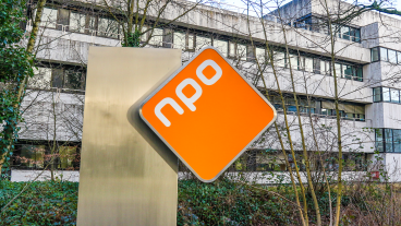 Onderzoek naar NPO-directeur na mogelijk grensoverschrijdend gedrag