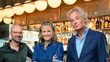 Nieuwe talkshow Bar Laat start eerder