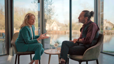 Kefah Allush zoekt hoopvolle verhalen in nieuwe EO-serie