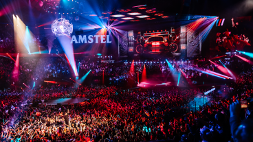 Vanavond op tv: RTL 4 zendt complicatie De Vrienden van Amstel Live uit