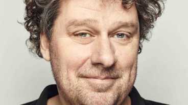 Diederik Ebbinge maakt muzikale jeugdserie Snapflat