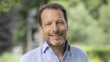 Herman van der Zandt presenteert speciale WK-aflevering De Reünie