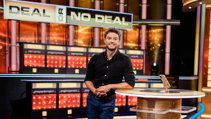 Vanavond op tv: Buddy Vedder blaast Deal Or No Deal nieuw leven in