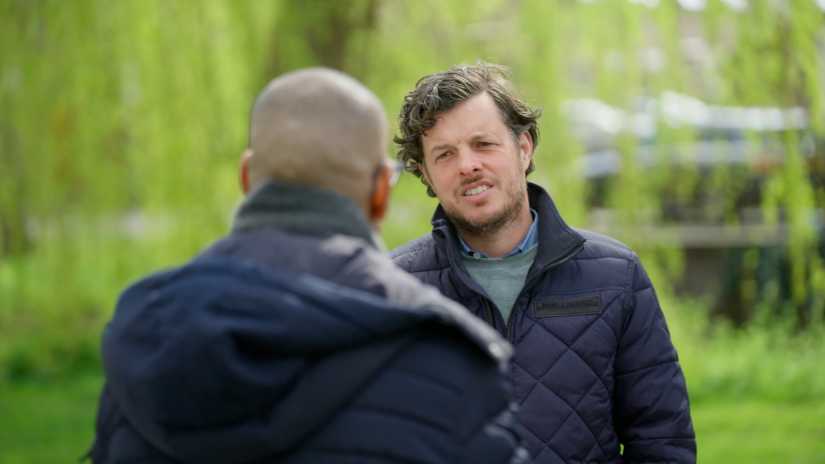 Filemon Wesselink protertteert moordenaars in NPO-serie
