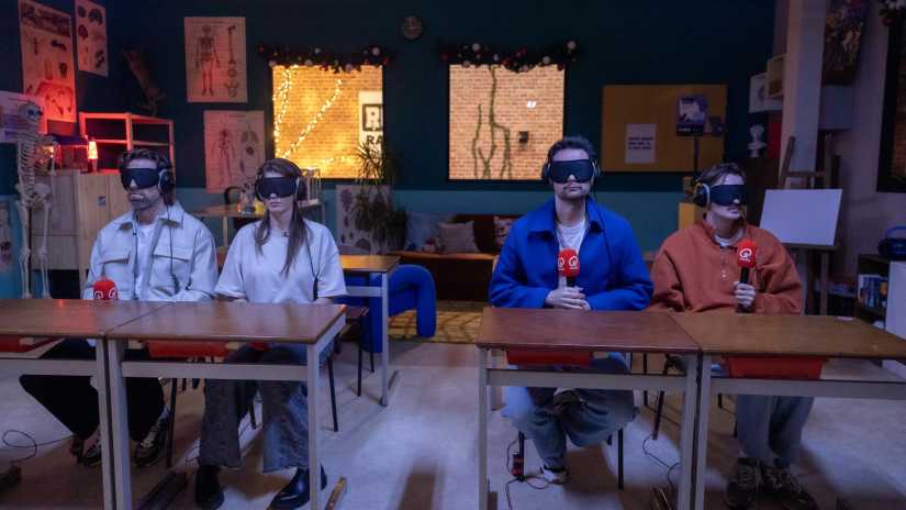 Mattie, Marieke, Domien en Bram opgesloten in de Q-escape room