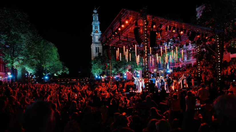 Vanavond op tv: Prinsengrachtconcert 2026 brengt muziek naar de Amsterdamse grachten