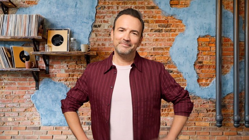 Gerard Ekdom geeft luisteraar kans om ochtendshow op Radio Veronica te presenteren