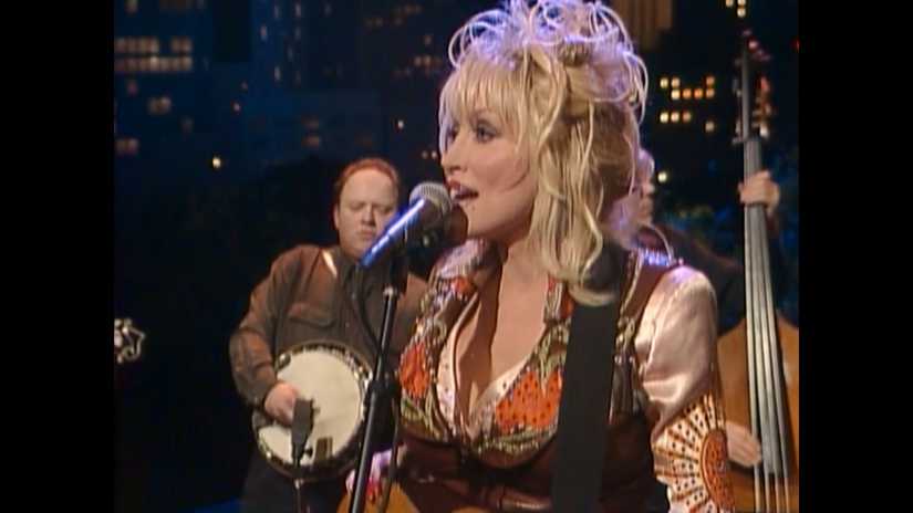 NTR herhaalt documentaire over Dolly Parton